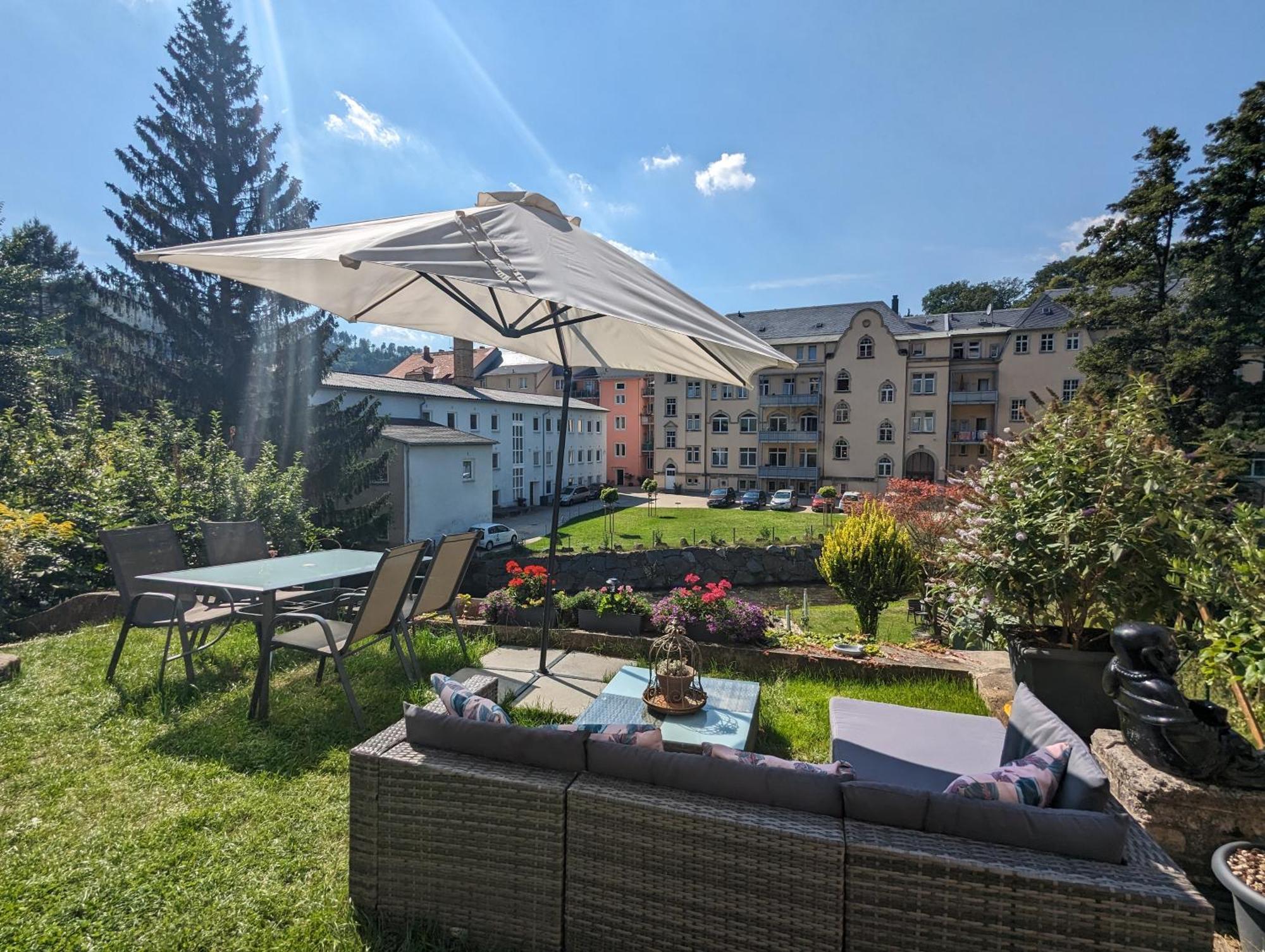 F1 - Urlaubsmagie - Helle Wohnung Mit Sauna & Pool & Whirlpool Sebnitz Eksteriør bilde