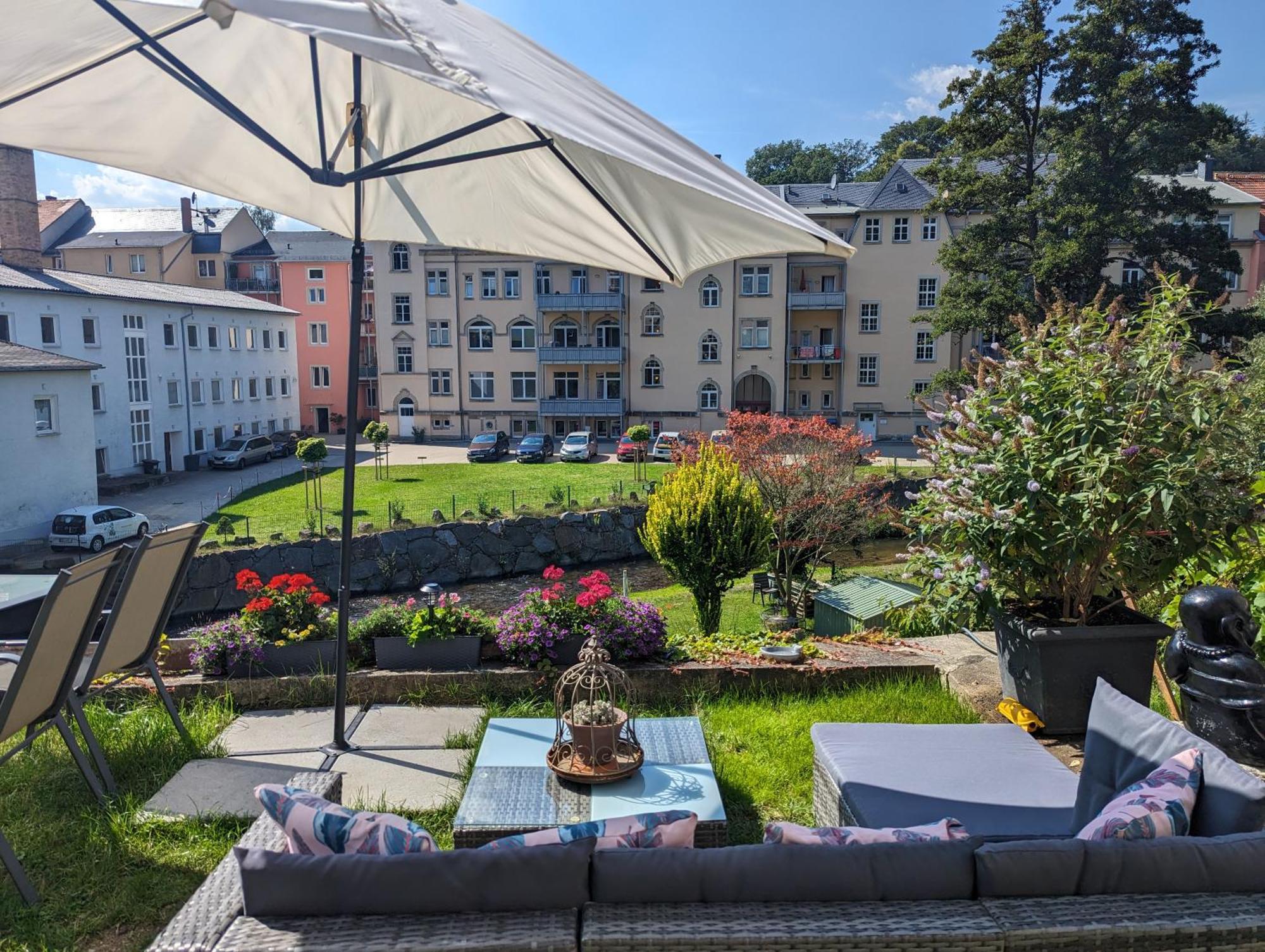 F1 - Urlaubsmagie - Helle Wohnung Mit Sauna & Pool & Whirlpool Sebnitz Eksteriør bilde
