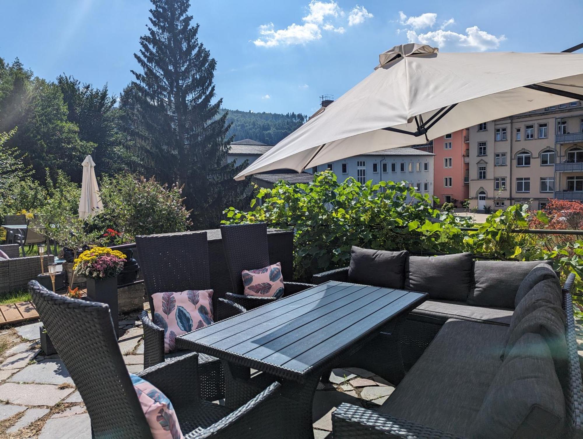 F1 - Urlaubsmagie - Helle Wohnung Mit Sauna & Pool & Whirlpool Sebnitz Eksteriør bilde