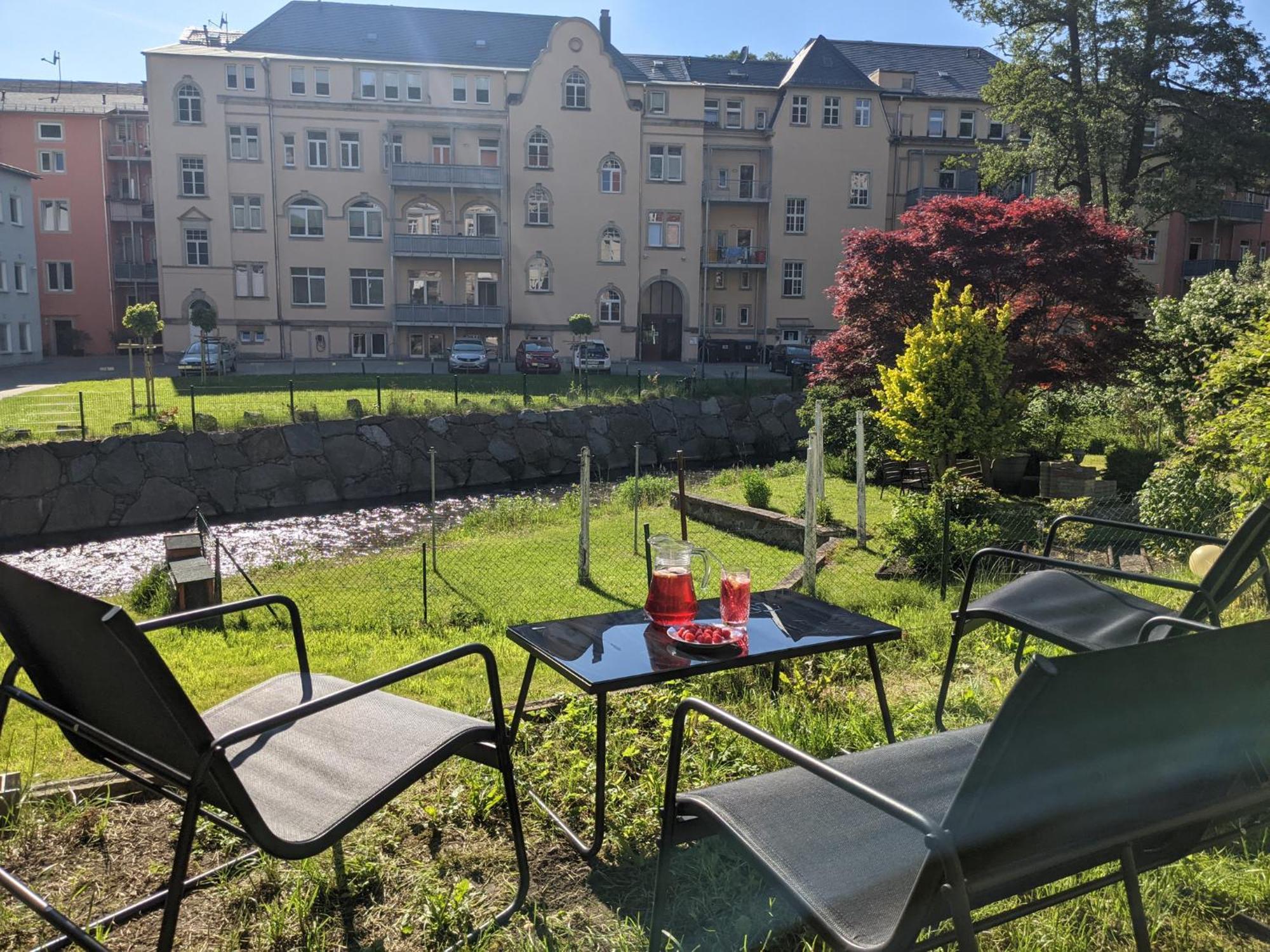 F1 - Urlaubsmagie - Helle Wohnung Mit Sauna & Pool & Whirlpool Sebnitz Eksteriør bilde