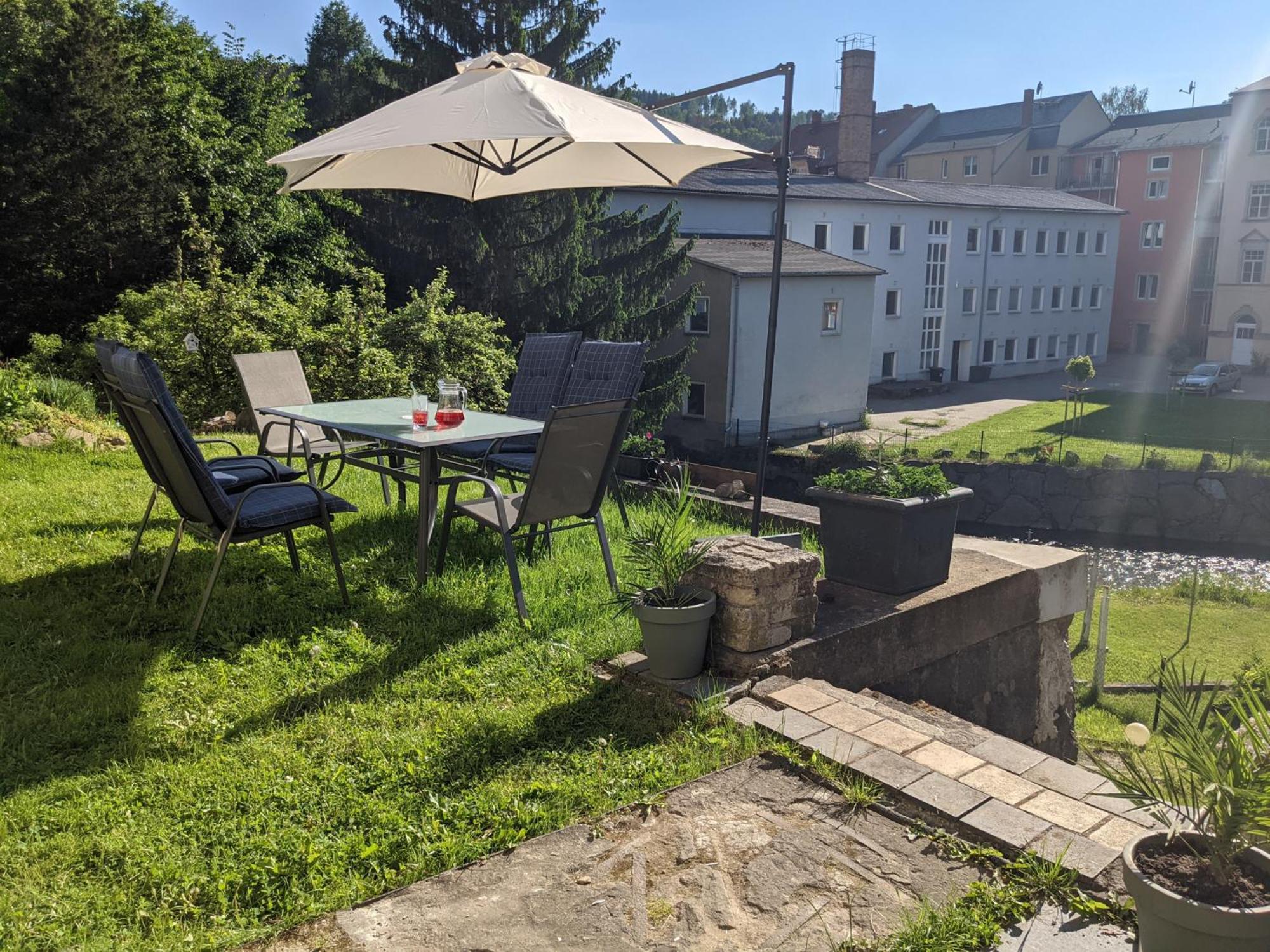 F1 - Urlaubsmagie - Helle Wohnung Mit Sauna & Pool & Whirlpool Sebnitz Eksteriør bilde