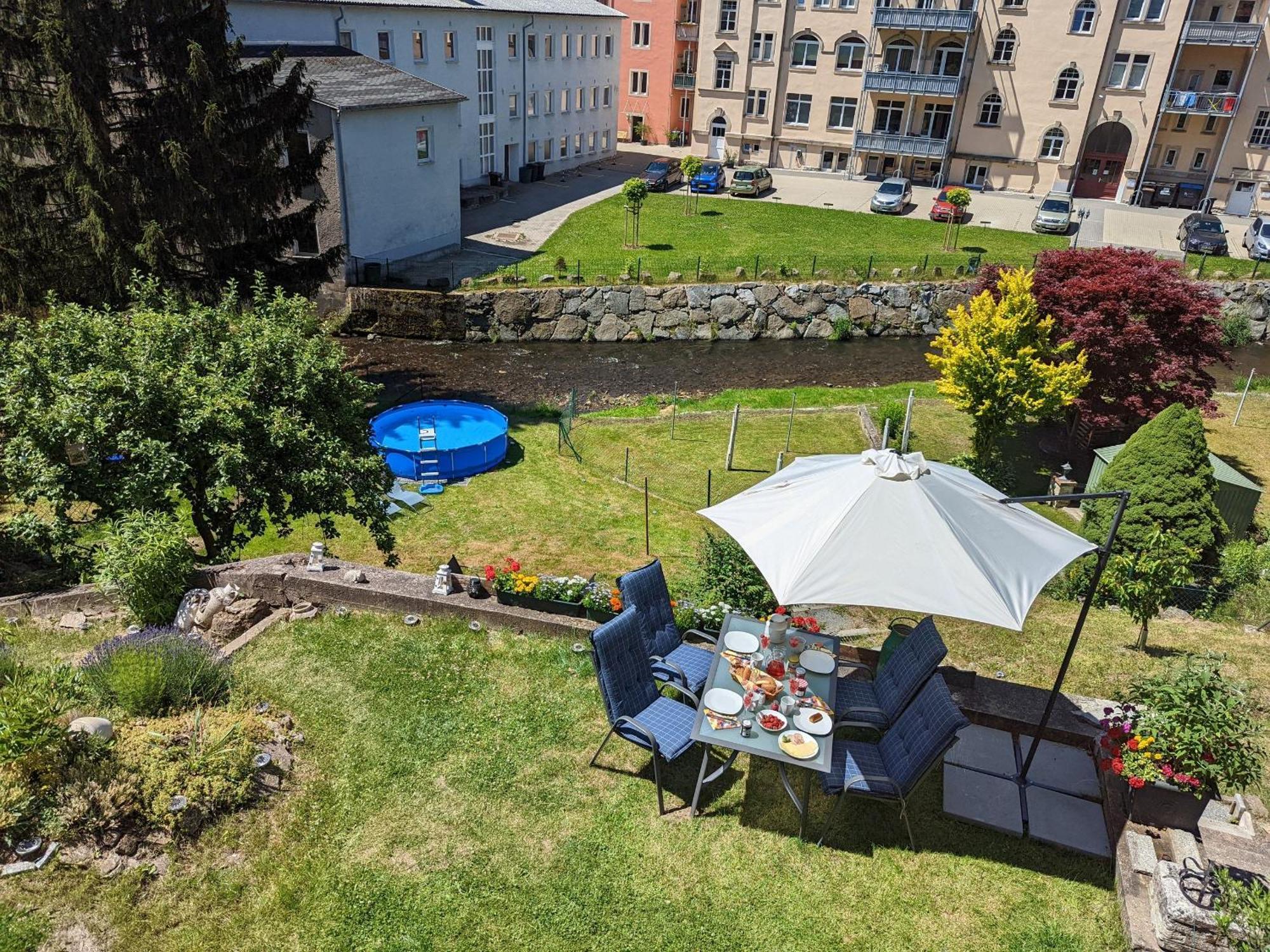 F1 - Urlaubsmagie - Helle Wohnung Mit Sauna & Pool & Whirlpool Sebnitz Eksteriør bilde