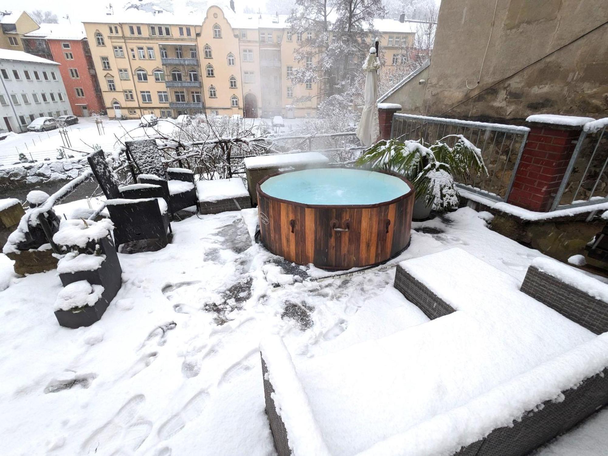 F1 - Urlaubsmagie - Helle Wohnung Mit Sauna & Pool & Whirlpool Sebnitz Eksteriør bilde
